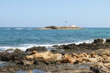 Вид на остров с часовней