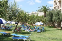 Лежаки как в саду