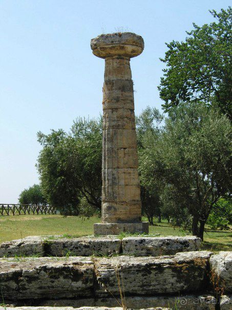 Пестум- уникальный древнегреческий город в итальянской провинции Салерно