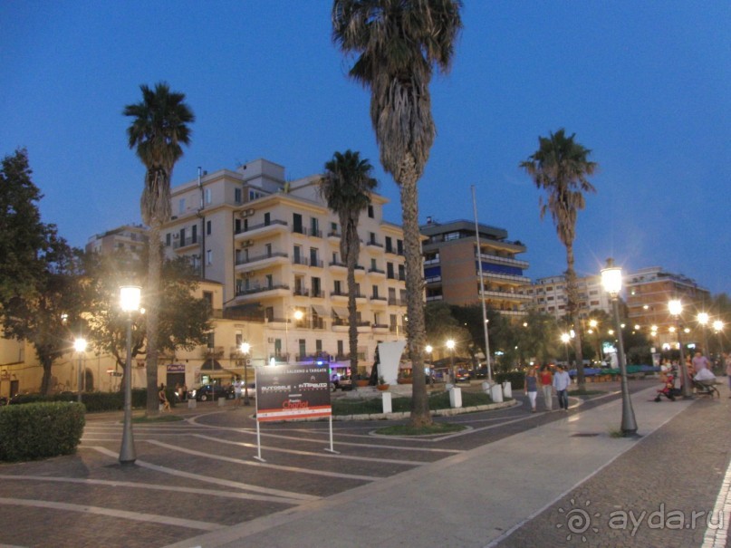 Альбом отзыва "Салерно-прекрасный портовый город на юге Италии"