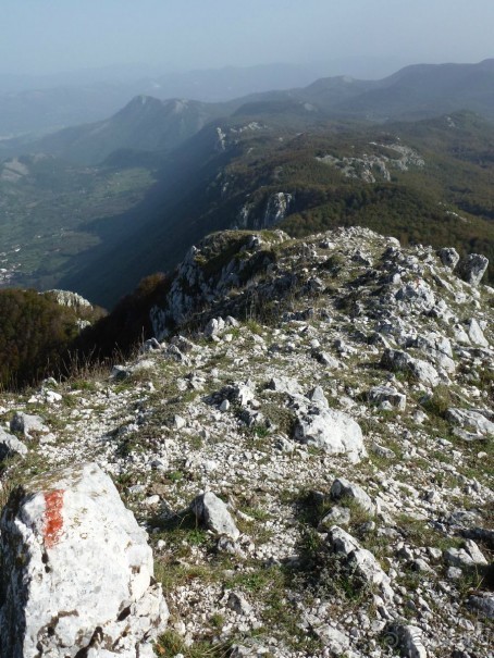 на вершине горы Панорма (1742 км)