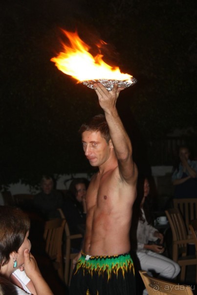 "Факир-шоу". Главный "факир" - Алекс. 