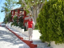 Крит! Мир! Май !