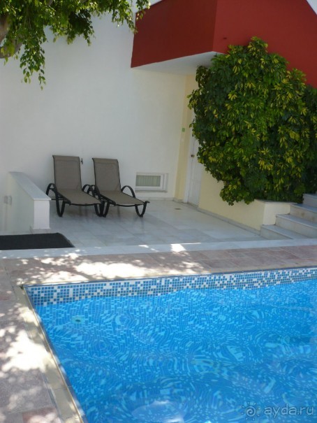 Крит! Мир! Май !