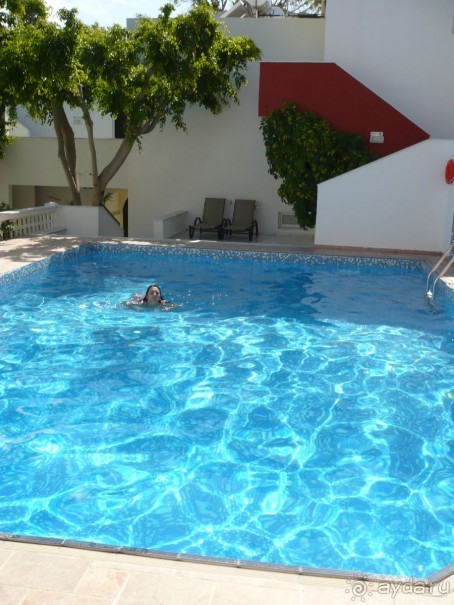 Крит! Мир! Май !