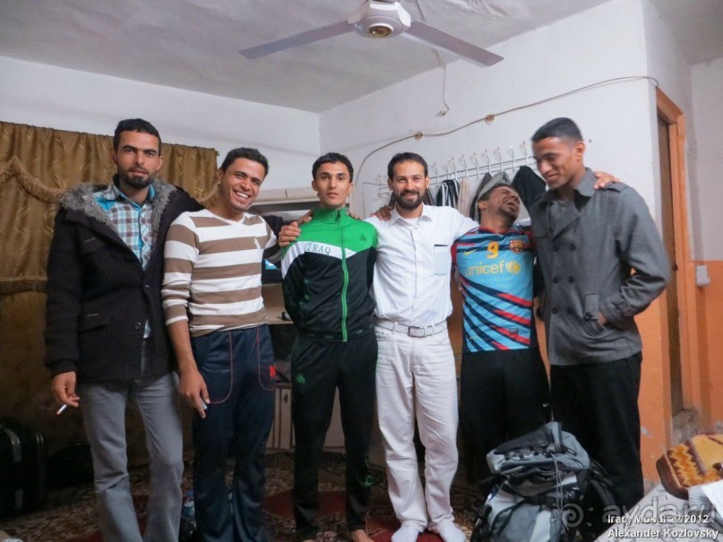 Настоящий Ирак. Путешествие по арабскому Ираку автостопом 