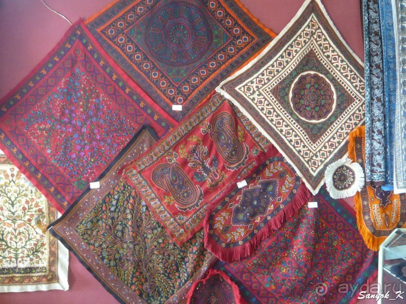 Книга "Незабываемый Иран". Глава 13.3 Базар Кермана (ковры, посуда и сладости)