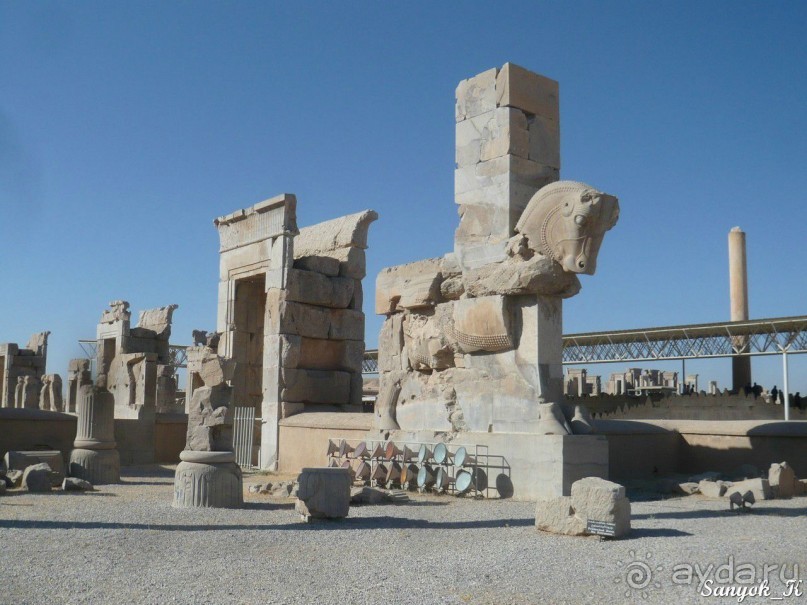 Книга "Незабываемый Иран". Глава 7.3 Персеполь и его окрестности