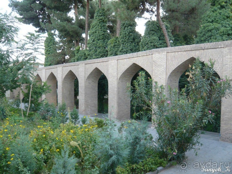 Книга "Незабываемый Иран". Глава 13.2 Достопримечательности Кермана. Махан.