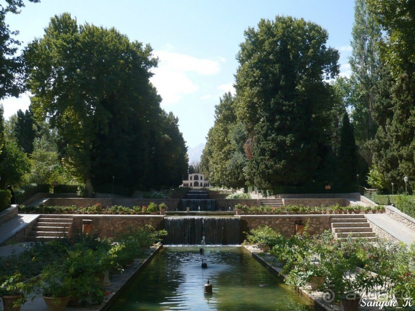 Книга "Незабываемый Иран". Глава 13.2 Достопримечательности Кермана. Махан.