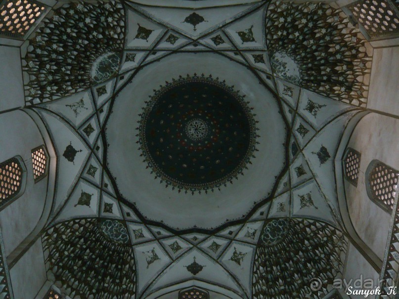 Книга "Незабываемый Иран". Глава 13.2 Достопримечательности Кермана. Махан.