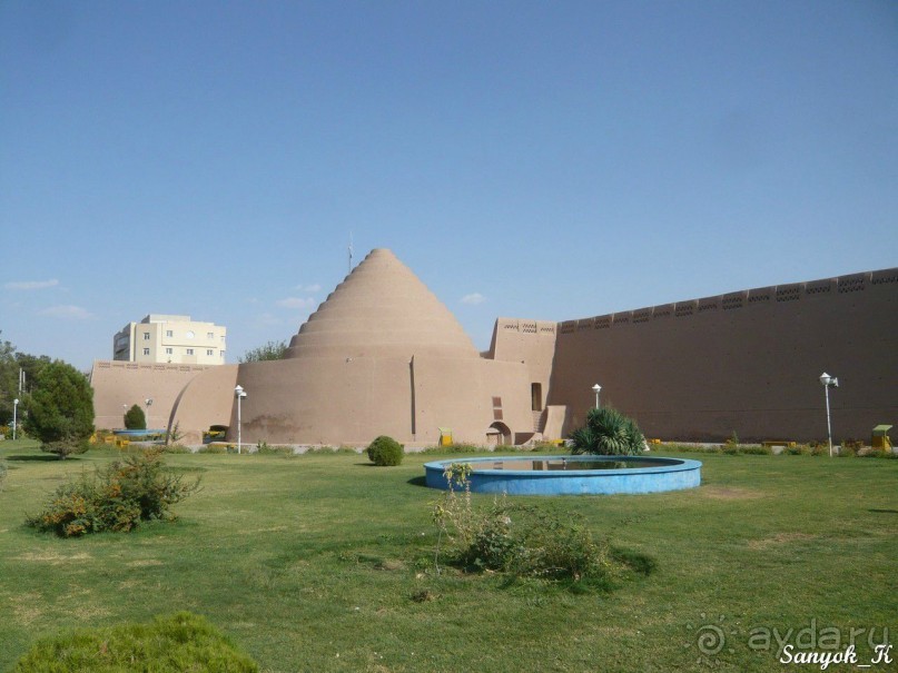 Книга "Незабываемый Иран". Глава 13.2 Достопримечательности Кермана. Махан.