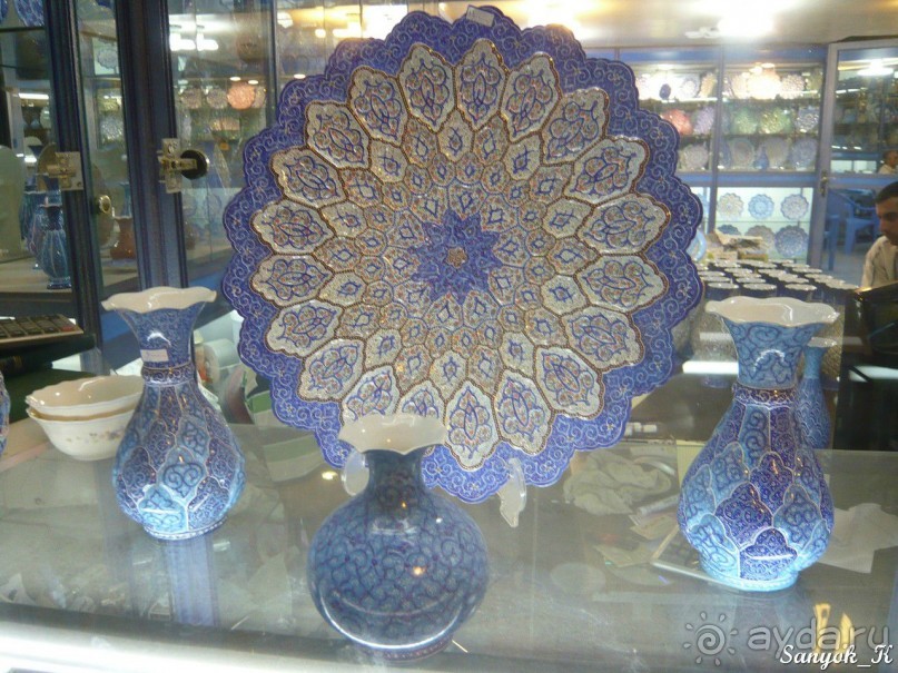 Книга "Незабываемый Иран". Глава 6.3 Большой базар Исфахана (ковры и сладости)