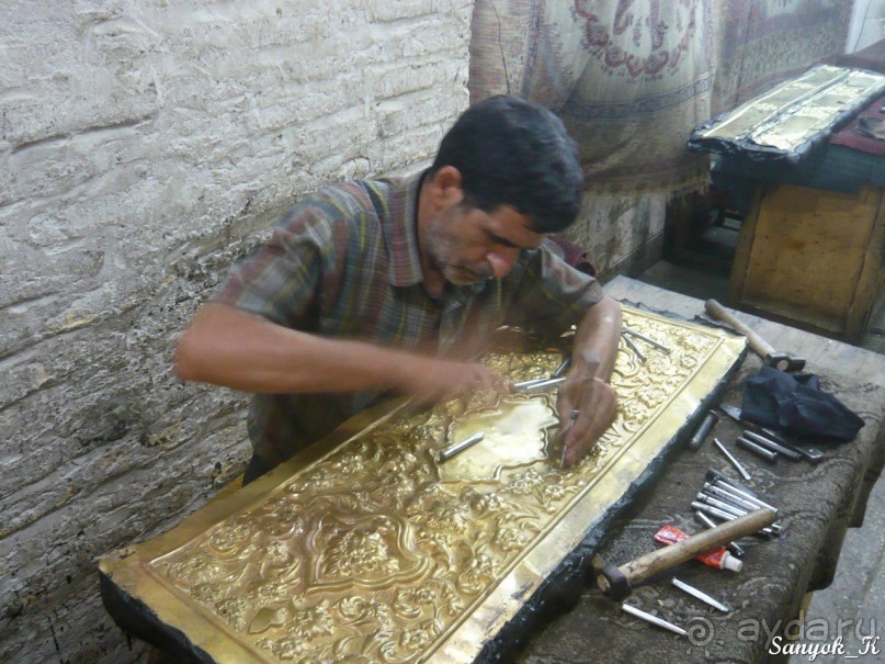 Книга "Незабываемый Иран". Глава 6.3 Большой базар Исфахана (ковры и сладости)