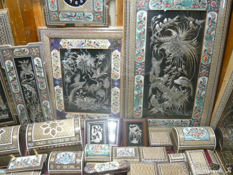 Книга "Незабываемый Иран". Глава 6.3 Большой базар Исфахана (ковры и сладости)