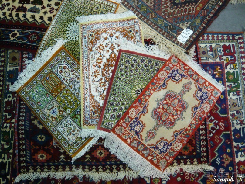 Книга "Незабываемый Иран". Глава 6.3 Большой базар Исфахана (ковры и сладости)