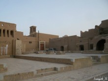 Книга "Незабываемый Иран". Глава 14.2 Достопримечательности Йезда