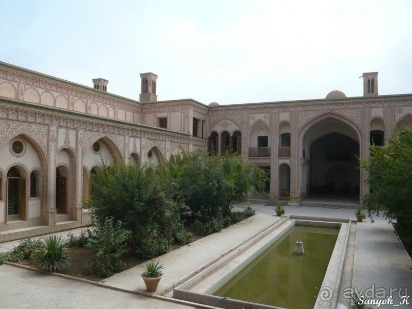 Альбом отзыва "Книга "Незабываемый Иран". Глава 4. Кашан"