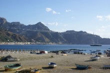 Берег у отеля Панорамик