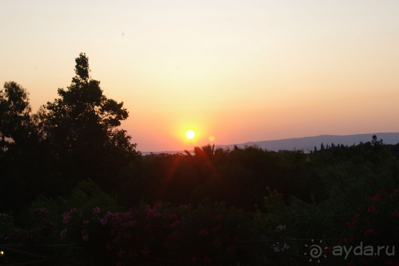 Вид из ресторана гостиницы.