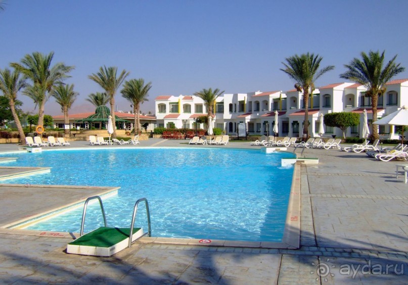 фото Coral Beach Resort Tiran