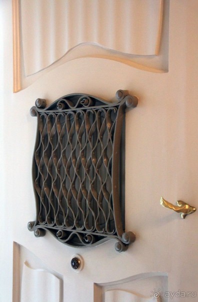 Барселона. Музеи: Дом Мила (Каменоломня) и Дом Бальо (обзор).