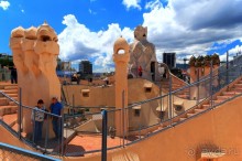 Барселона. Музеи: Дом Мила (Каменоломня) и Дом Бальо (обзор).