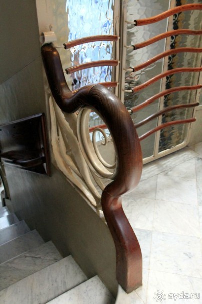 Барселона. Музеи: Дом Мила (Каменоломня) и Дом Бальо (обзор).