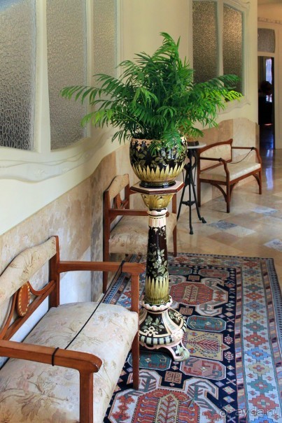 Барселона. Музеи: Дом Мила (Каменоломня) и Дом Бальо (обзор).