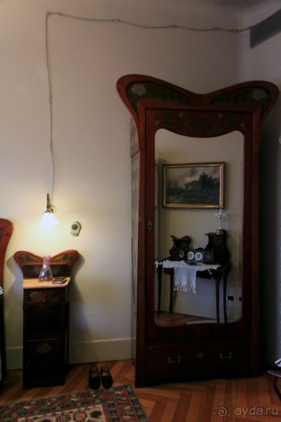 Барселона. Музеи: Дом Мила (Каменоломня) и Дом Бальо (обзор).