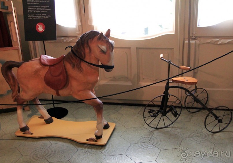 Барселона. Музеи: Дом Мила (Каменоломня) и Дом Бальо (обзор).