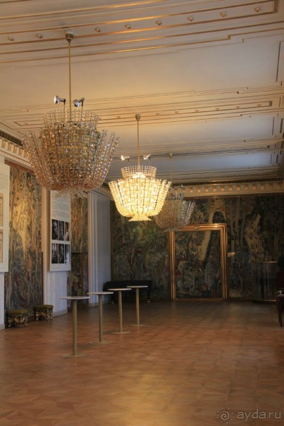 Зал Густава Малера, который изобрёл АНТРАКТ.