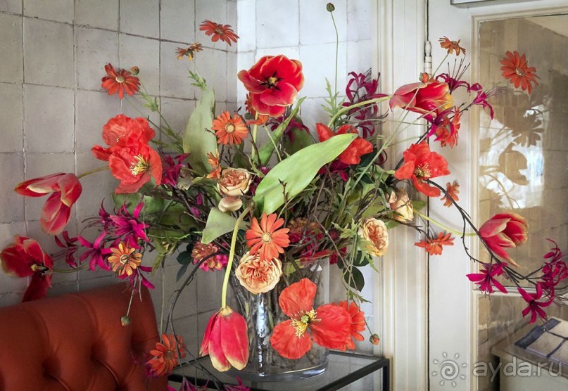 Музей Ван Лоона, Музей Гелвинка Хинлопена, Музей Виллета Холтхюйзена в Амстердаме.