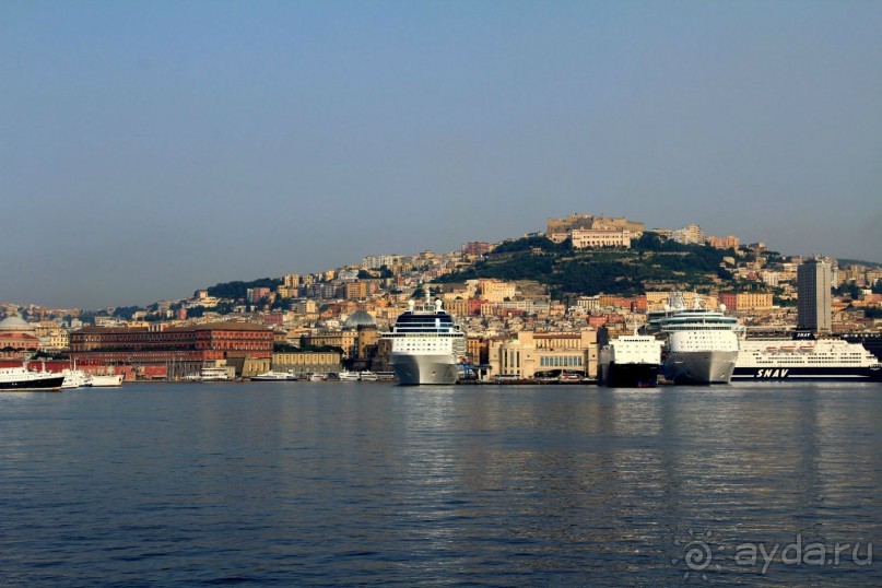 Подплываем к Неаполю