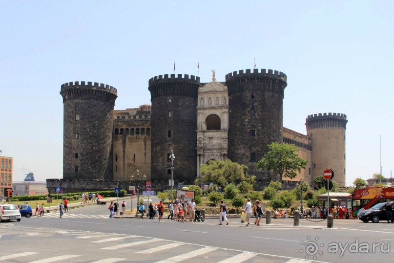 Анжуйский замок. Неаполь