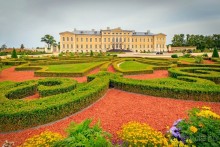 Рига, окрестности. Рундальский дворец и сад. Архитектор Франческо Бартоломео Растрелли.