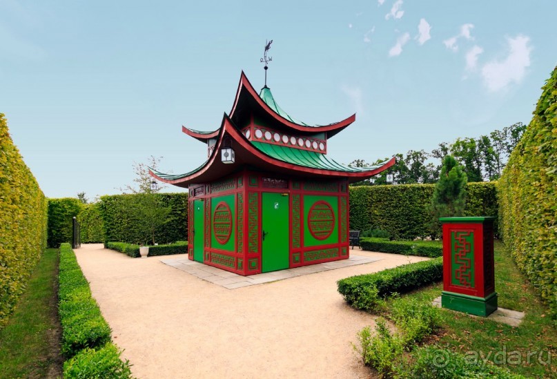 Рига, окрестности. Рундальский дворец и сад. Архитектор Франческо Бартоломео Растрелли.