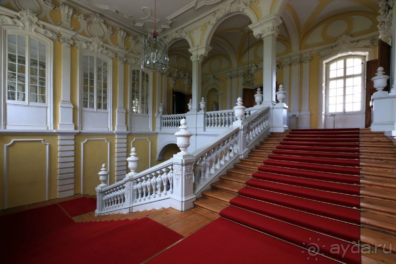 Рига, окрестности. Рундальский дворец и сад. Архитектор Франческо Бартоломео Растрелли.