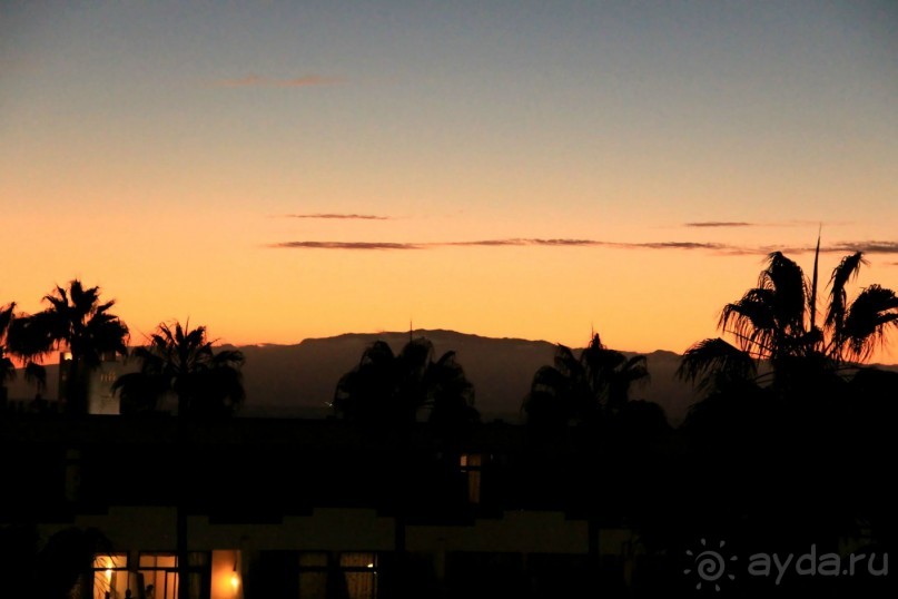 Встреча заката из отеля.