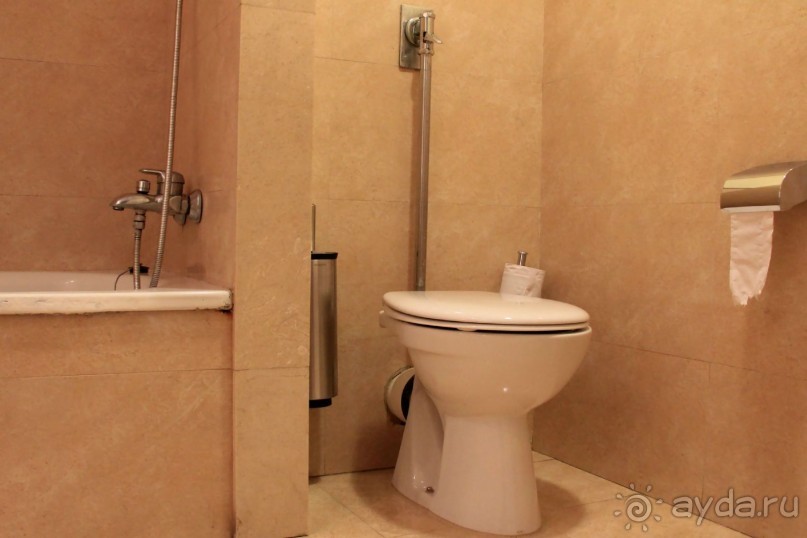 Без изысков, но всё, что надо. 