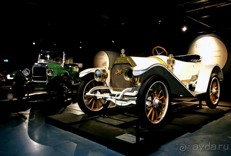 Рига. Rigas Motor Muzejs. Рижский музей автомобилей.