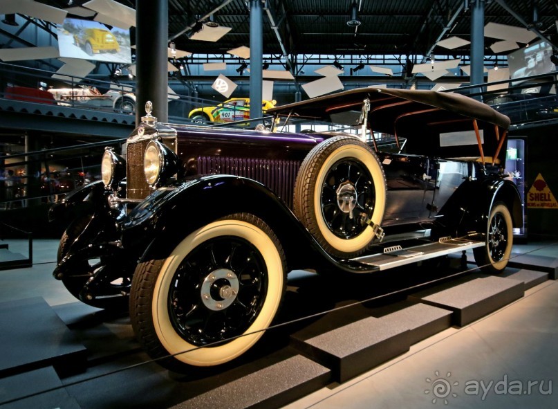 Рига. Rigas Motor Muzejs. Рижский музей автомобилей.