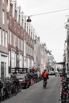 Альбом отзыва "АМСТЕРДАМ. СЫРЫ, СЕЛЁДОЧКА И ВАФЛИ."