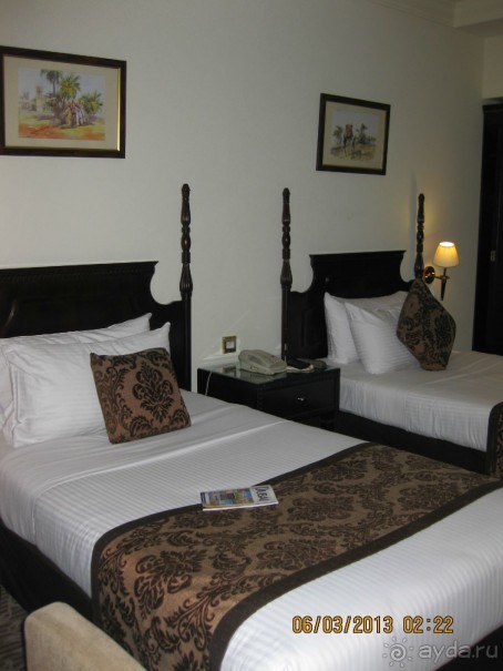 Спокойно, по-домашнему.