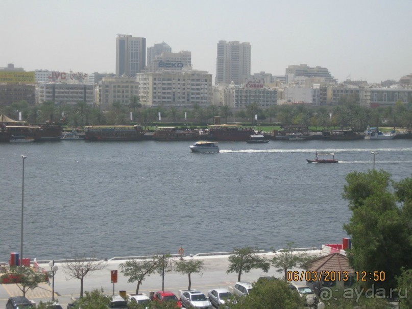 Спокойно, по-домашнему.