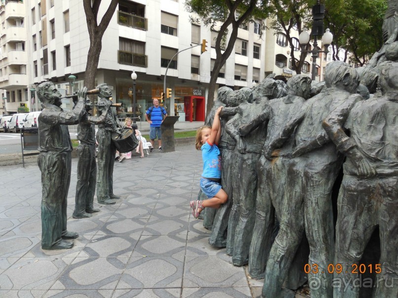 Лучшее между Салоу и Камбрильсом (Вилафортуни) Бюджетный вариант. Про два лета (2014 и 2015)