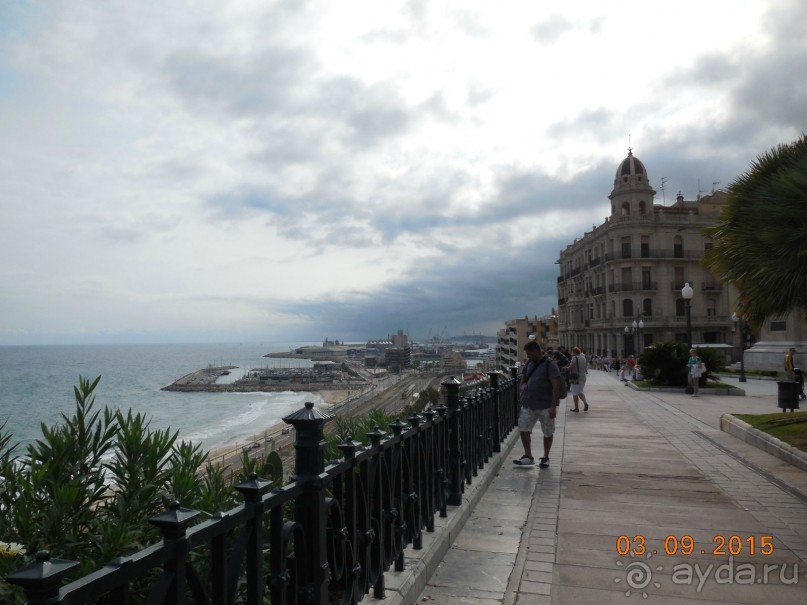 Лучшее между Салоу и Камбрильсом (Вилафортуни) Бюджетный вариант. Про два лета (2014 и 2015)