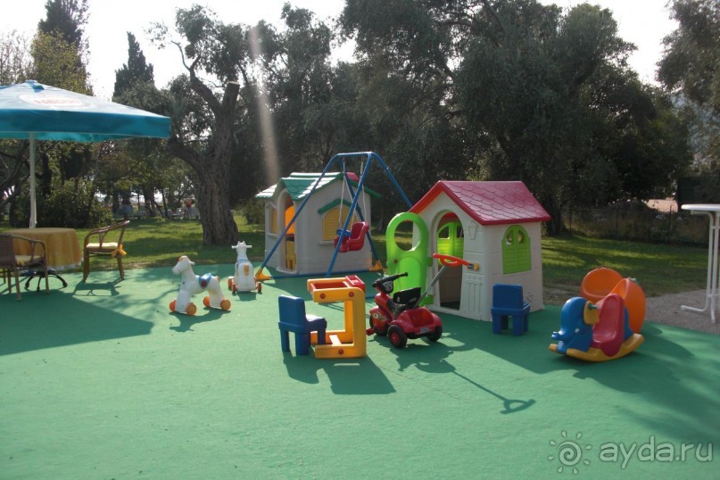платная детская площадка на территории отеля Ривьера