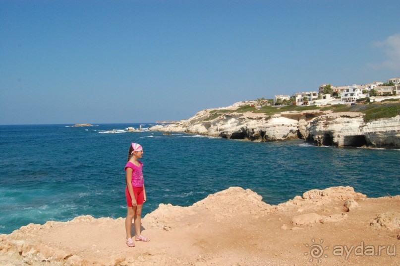 Это 3*,но очень хорошая,если не ждать сервиса 5*........то рекомендую.