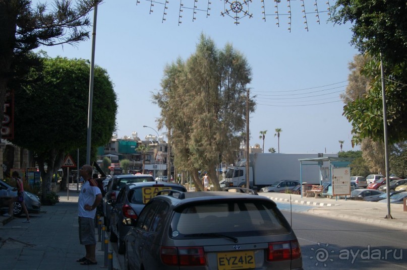 Это 3*,но очень хорошая,если не ждать сервиса 5*........то рекомендую.